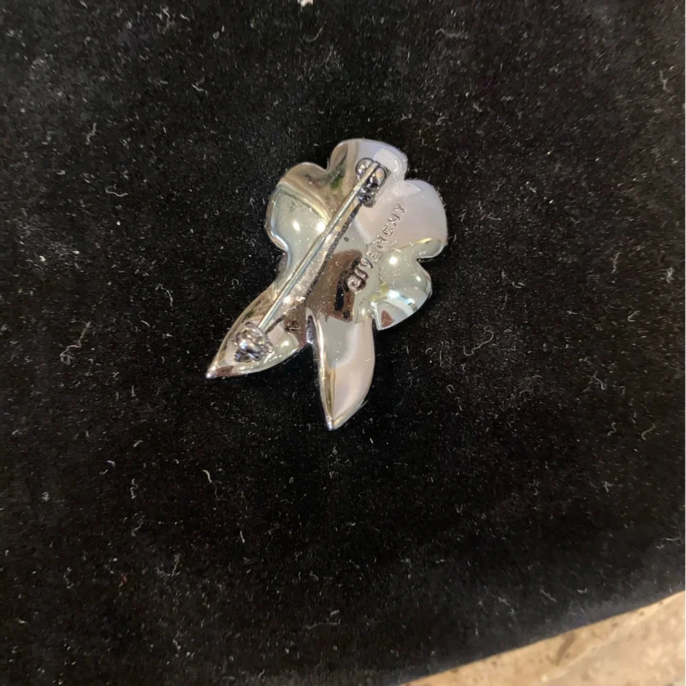 Givenchy Pavé Flower Crystal Brooch - Picture 2 of 2